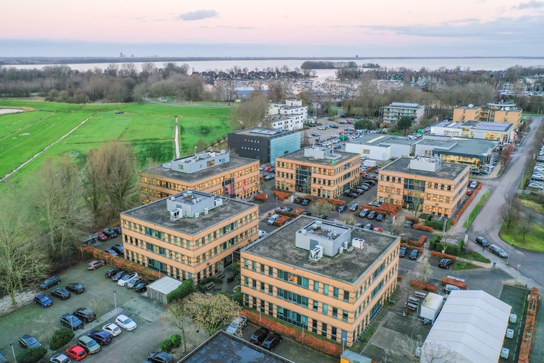 KantoorruimteaanGooimeer 12<br/> inNaarden KantoorruimteaanGooimeer 12<br/> inNaarden