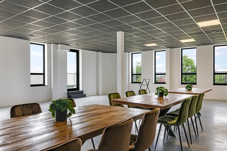KantoorruimteaanTransportcentrum 8<br/> inBeugen