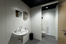 Bekijk foto 3 van eenheid 1 aan de Kringloopweg 1 in Hendrik-Ido-Ambacht