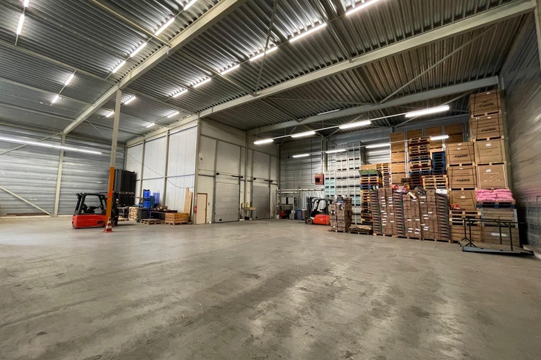 BedrijfsruimteaanBuskesdries 5<br/> inAndelst BedrijfsruimteaanBuskesdries 5<br/> inAndelst