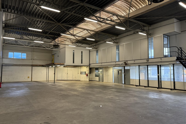 BedrijfsruimteaanZuideinde 44<br/> inBarendrecht