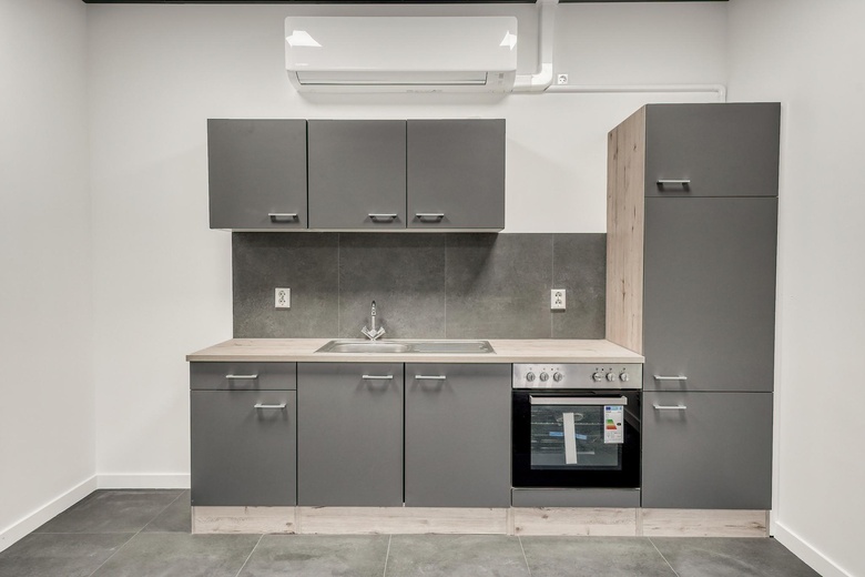 BedrijfsruimteaanIndustrieweg 12 C<br/> inZoeterwoude