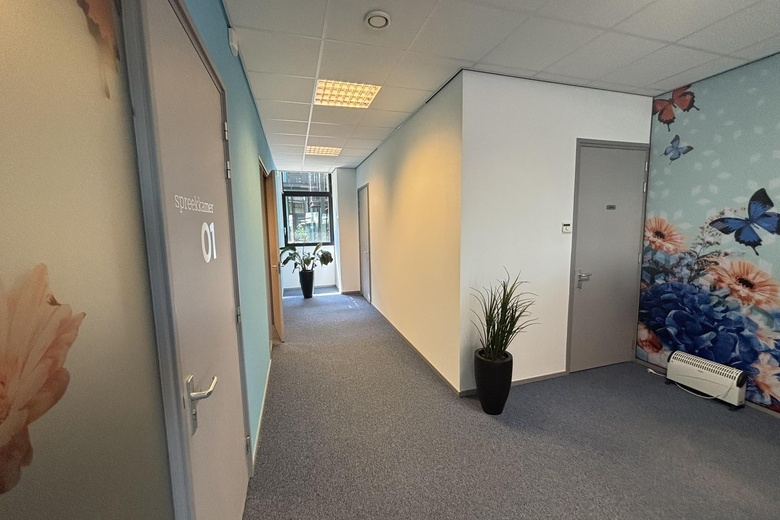KantoorruimteaanPastoor Spieringsstraat 215<br/> inUden KantoorruimteaanPastoor Spieringsstraat 215<br/> inUden