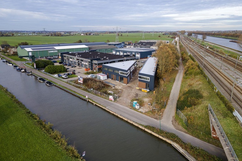 BedrijfsruimteaanAngstelkade 2 F<br/> inNieuwersluis