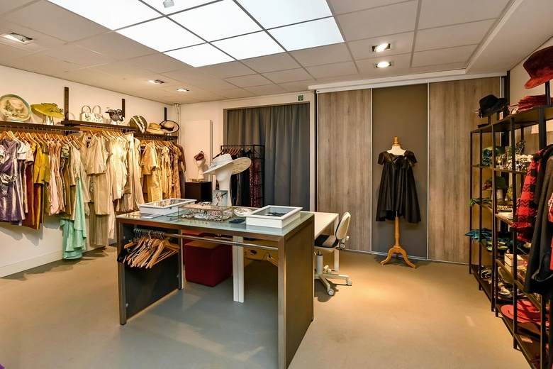 WinkelruimteaanBakkerstraat 53<br/> inArnhem WinkelruimteaanBakkerstraat 53<br/> inArnhem