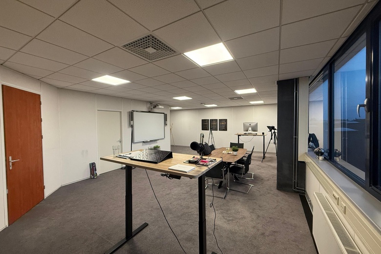 KantoorruimteaanRessenerbroek 24 e<br/> inHeteren