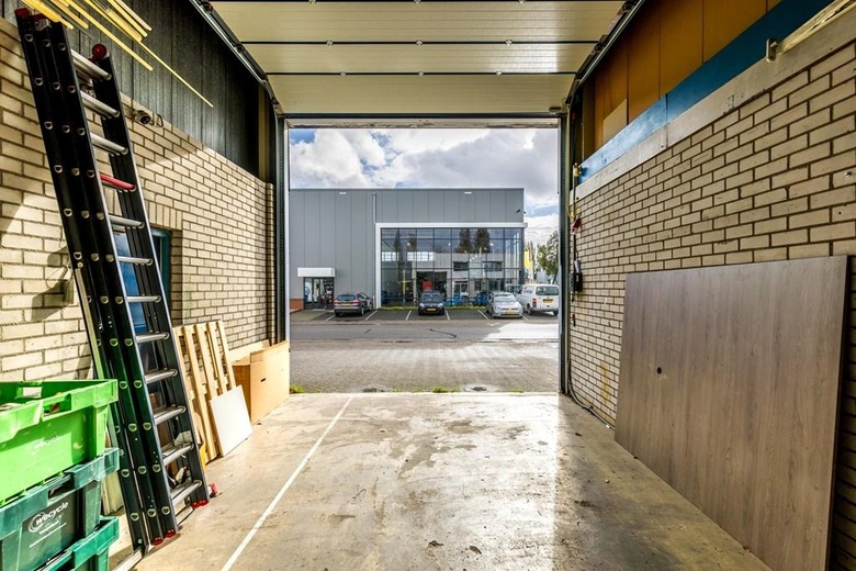 BedrijfsruimteaanHeulweg 1<br/> inPijnacker BedrijfsruimteaanHeulweg 1<br/> inPijnacker