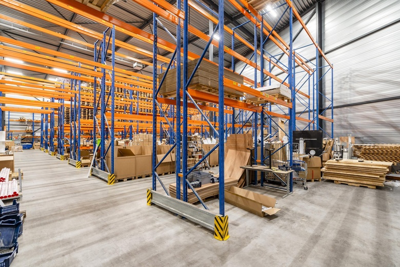 BedrijfsruimteaanKoningsbeltweg 51<br/> inAlmere BedrijfsruimteaanKoningsbeltweg 51<br/> inAlmere
