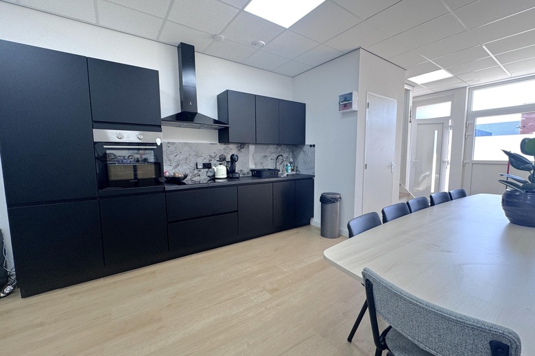 Bedrijfsruimte Almere - Brasemstraat 22 - Foto 2