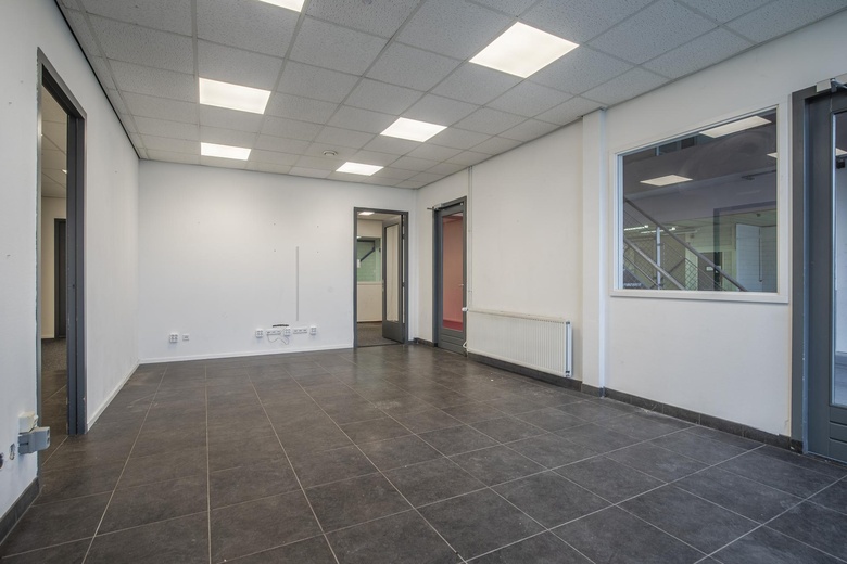 BedrijfsruimteaanSnelliusweg 12<br/> inArnhem BedrijfsruimteaanSnelliusweg 12<br/> inArnhem