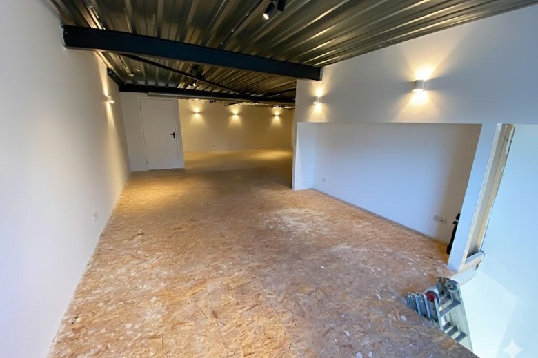 BedrijfsruimteaanHopperzuigerstraat 55<br/> inAlmere