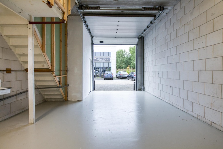 BedrijfsruimteaanLeeghwaterstraat 33 05<br/> inReeuwijk BedrijfsruimteaanLeeghwaterstraat 33 05<br/> inReeuwijk