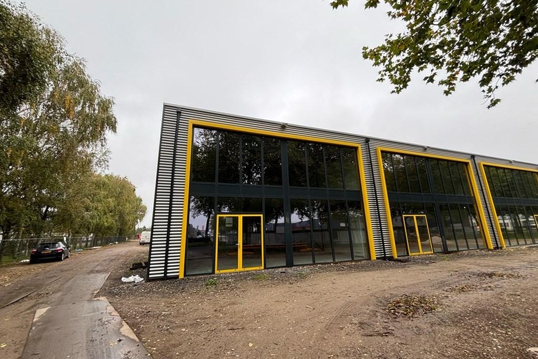 BedrijfsruimteaanRandweg 21 01<br/> inEmmeloord BedrijfsruimteaanRandweg 21 01<br/> inEmmeloord