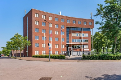 Kantoorruimte Parallelweg 64, Den Bosch | Bedrijfspand.com