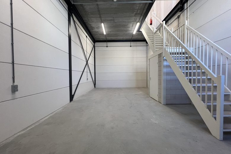 BedrijfsruimteaanHoutkopersstraat 6 E<br/> inZwijndrecht