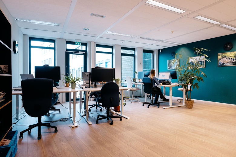 Bekijk foto 1 van IJsbaanpad 2