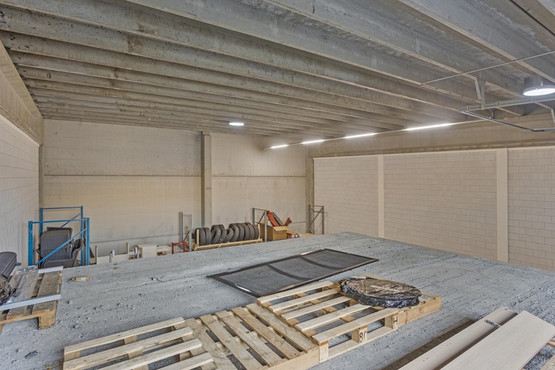 BedrijfsruimteaanRomeinenweg 47 N<br/> inOss BedrijfsruimteaanRomeinenweg 47 N<br/> inOss