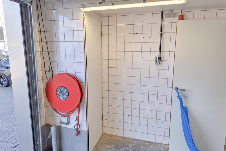 BedrijfsruimteaanIndustriestraat 22 C<br/> inIJmuiden BedrijfsruimteaanIndustriestraat 22 C<br/> inIJmuiden