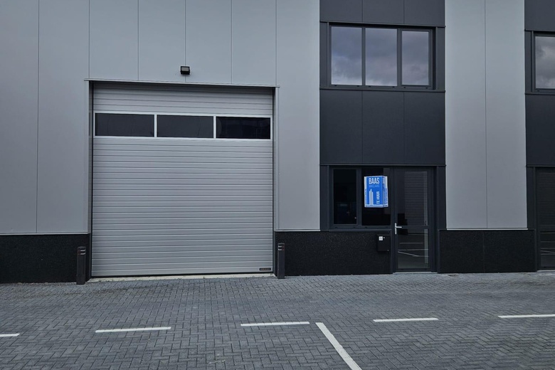 BedrijfsruimteaanMarconiweg 8 g<br/> inTholen