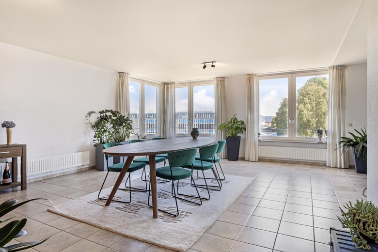 BedrijfsruimteaanVaartweg 64<br/> inLelystad