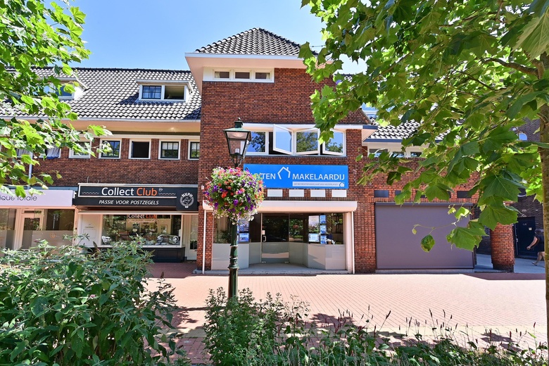 Bekijk foto Winkelruimte aan de Vlietlaan 44 B in Bussum
