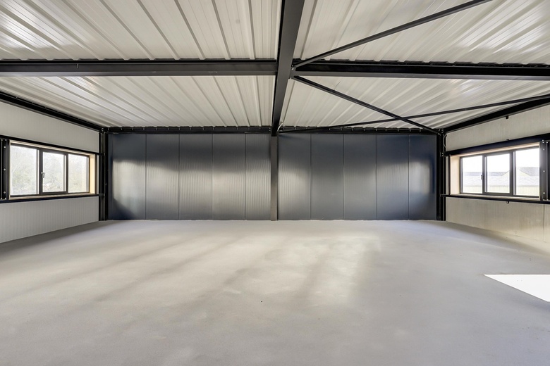 BedrijfsruimteaanGrevelingenstraat 11 a<br/> inZierikzee BedrijfsruimteaanGrevelingenstraat 11 a<br/> inZierikzee