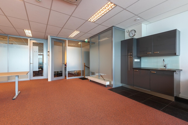 BedrijfsruimteaanPesetaweg 121<br/> inNieuw-Vennep