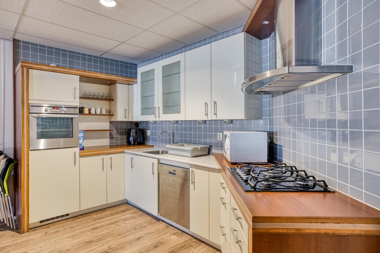 BedrijfsruimteaanPascalstraat 70<br/> inDordrecht BedrijfsruimteaanPascalstraat 70<br/> inDordrecht