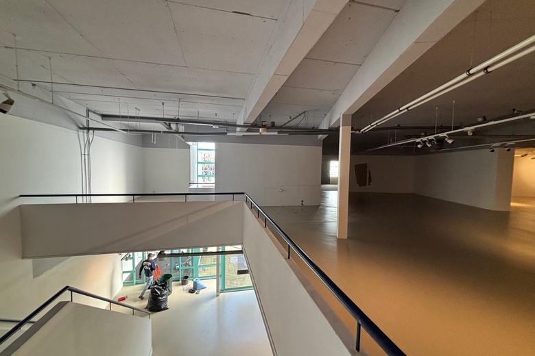WinkelruimteaanVenlosingel 21<br/> inArnhem WinkelruimteaanVenlosingel 21<br/> inArnhem