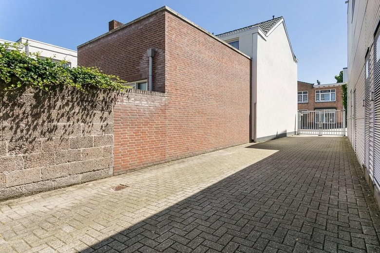 WinkelruimteaanSint-Josephstraat 45<br/> inBergen op Zoom WinkelruimteaanSint-Josephstraat 45<br/> inBergen op Zoom