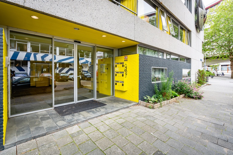 WerkplekaanZomerhofstraat 84<br/> inRotterdam WerkplekaanZomerhofstraat 84<br/> inRotterdam