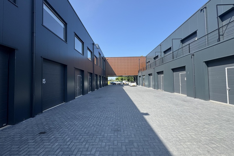 BedrijfsruimteaanEzingerweg 70 42<br/> inMeppel