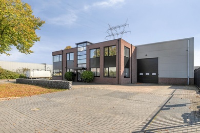 Bekijk foto 2 van Reaumurstraat 14