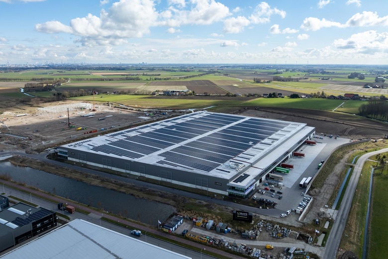 BedrijfsruimteaanVoltaweg 41<br/> inHellevoetsluis BedrijfsruimteaanVoltaweg 41<br/> inHellevoetsluis
