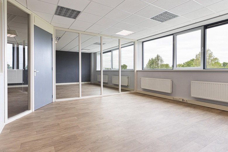 BedrijfsruimteaanJac. P. Thijsseweg 6<br/> inAlphen aan den Rijn BedrijfsruimteaanJac. P. Thijsseweg 6<br/> inAlphen aan den Rijn