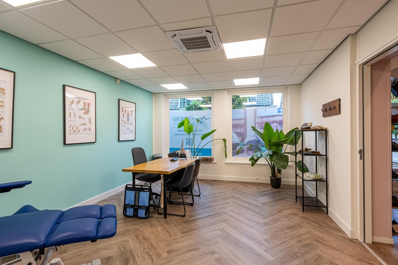 WinkelruimteaanLangestraat 251<br/> in's-Gravenzande WinkelruimteaanLangestraat 251<br/> in's-Gravenzande