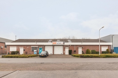 Bekijk foto 2 van Hoogeveenenweg 4 h