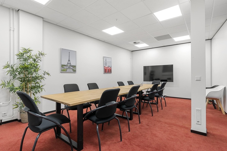 KantoorruimteaanHuis ter Heideweg 24 - 28<br/> inZeist