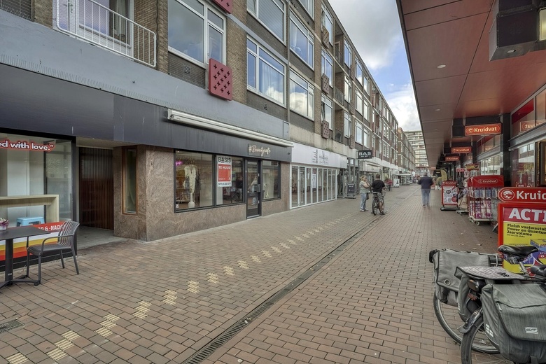 WinkelruimteaanVijf Meiplein 80<br/> inLeiden WinkelruimteaanVijf Meiplein 80<br/> inLeiden
