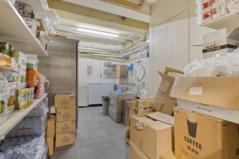 HorecaaanWarmoesstraat 46<br/> inAmsterdam HorecaaanWarmoesstraat 46<br/> inAmsterdam