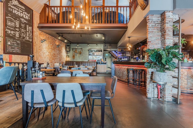 HorecaaanAchter de Kerk 18<br/> inHeerenveen