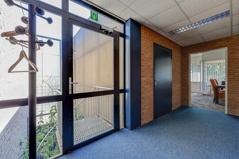 BedrijfsruimteaanDe Steiger 215<br/> inAlmere