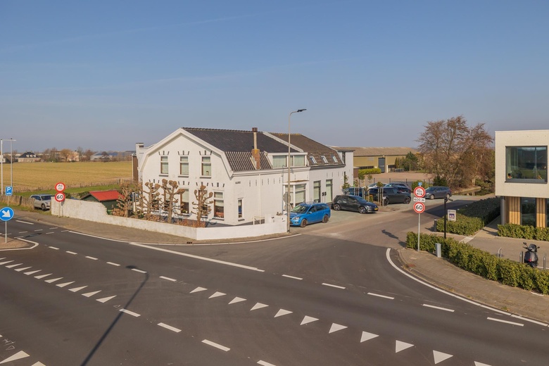 KantoorruimteaanTorenlaan 1 a<br/> inVoorhout KantoorruimteaanTorenlaan 1 a<br/> inVoorhout