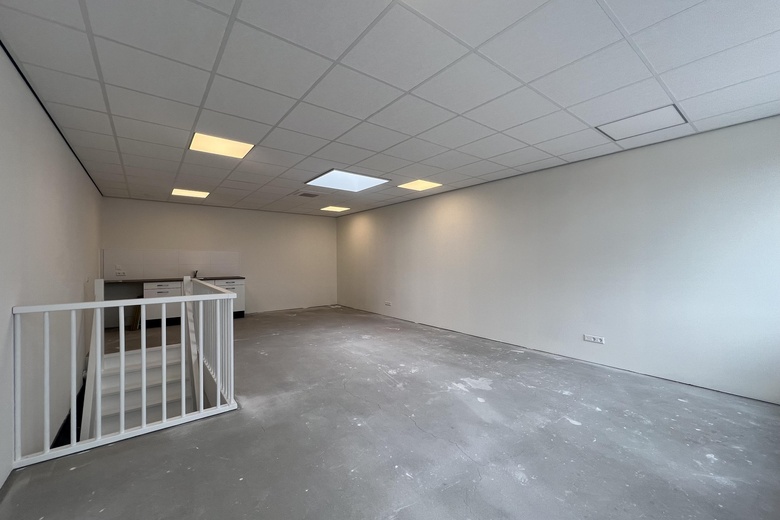 BedrijfsruimteaanLelystraat 60 j<br/> inSliedrecht