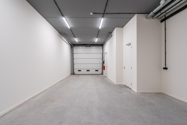 BedrijfsruimteaanHavenstraat 72 a<br/> inHuizen