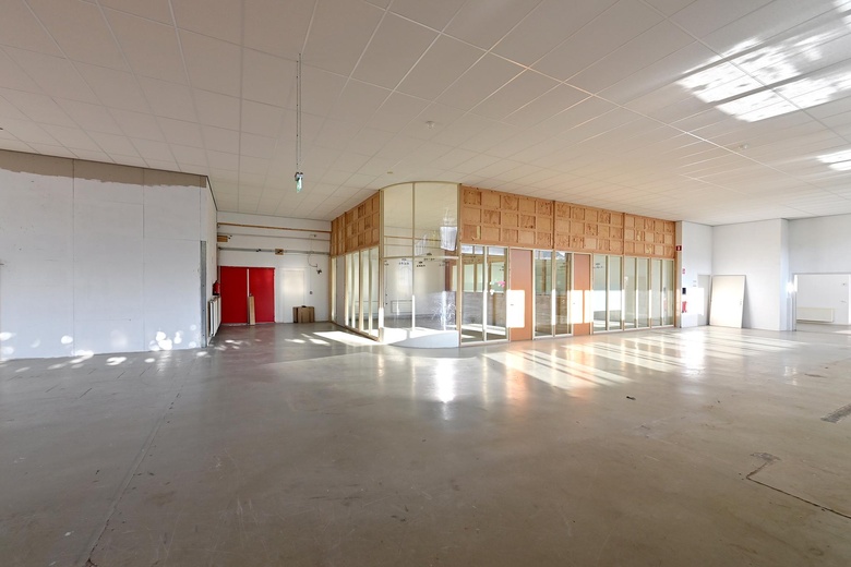 BedrijfsruimteaanOosterengweg 44<br/> inHilversum BedrijfsruimteaanOosterengweg 44<br/> inHilversum