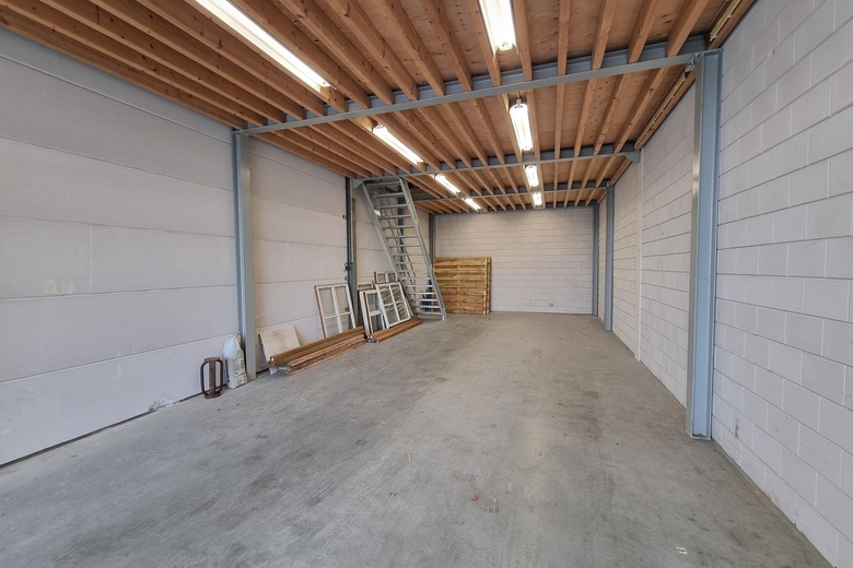 BedrijfsruimteaanTransportstraat 38 a<br/> inGiessen BedrijfsruimteaanTransportstraat 38 a<br/> inGiessen