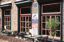 Bekijk foto 1 van eenheid 1 aan de Molenstraat 56 in Waterlandkerkje