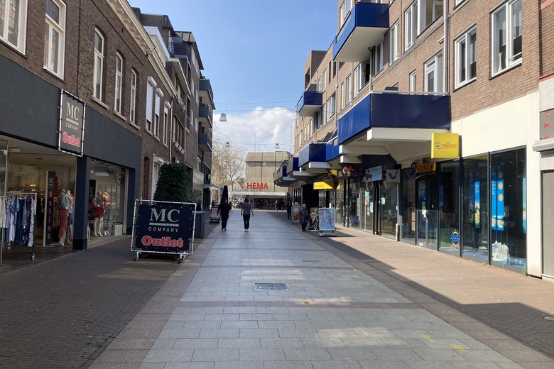 WinkelruimteaanKloosterwandstraat 217<br/> inRoermond