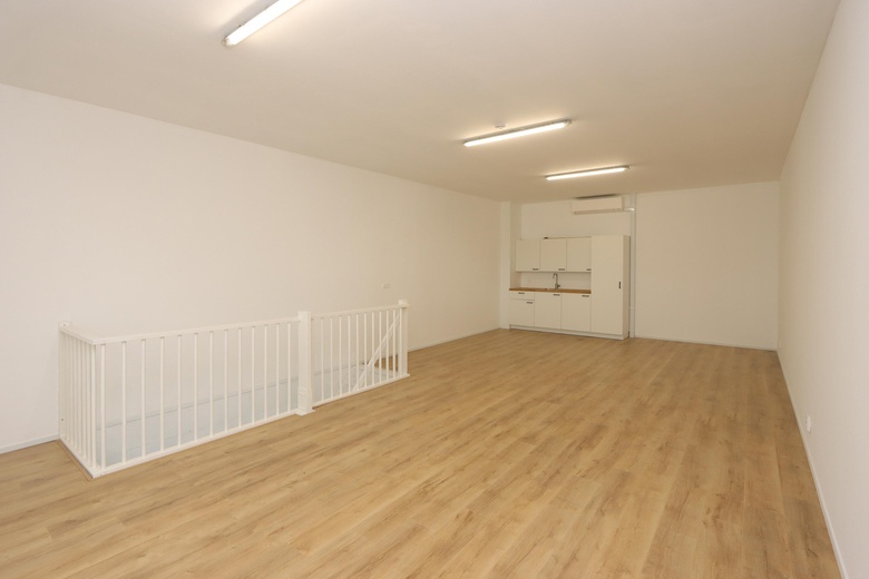 BedrijfsruimteaanKoningsbeltweg 35 T<br/> inAlmere